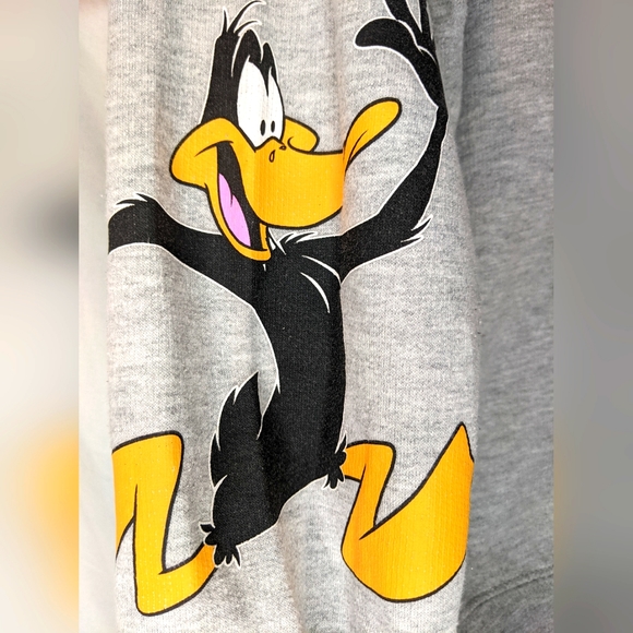 Looney Tunes Graphic Sweatshirt, XS (Juniors) - Picture 5 of 8